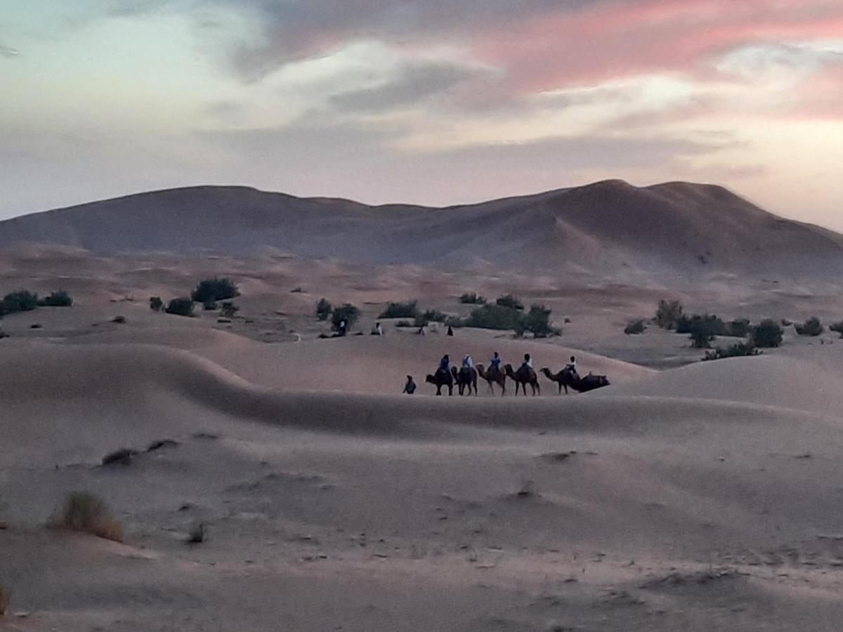 Starlit Camp Hotel Merzouga Ngoại thất bức ảnh