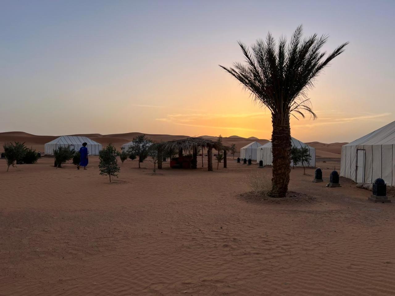 Starlit Camp Hotel Merzouga Ngoại thất bức ảnh